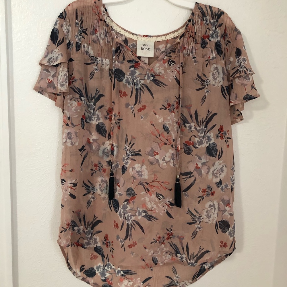 Knox Rose dusty pink floral top